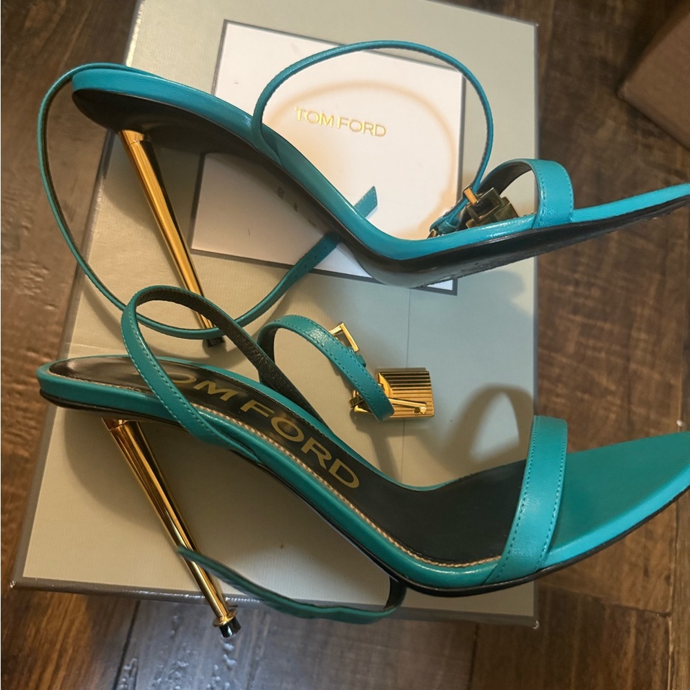 Tom Ford Padlock Heels - Picture 3 of 5